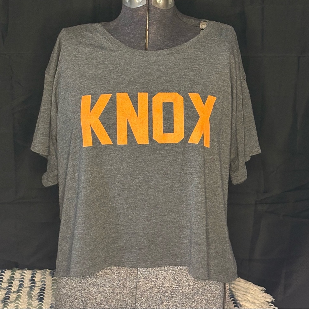 🍊KNOX🍊”The Nash Collection” Cropped Tee